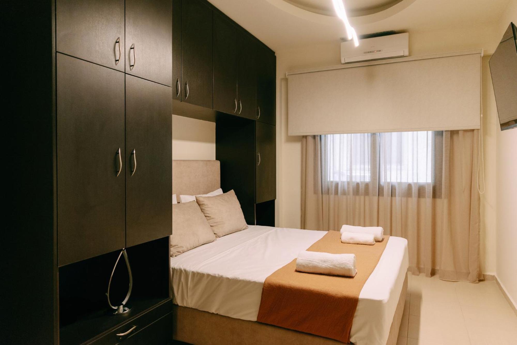 Ismini City Center Apartment Ираклио Екстериор снимка