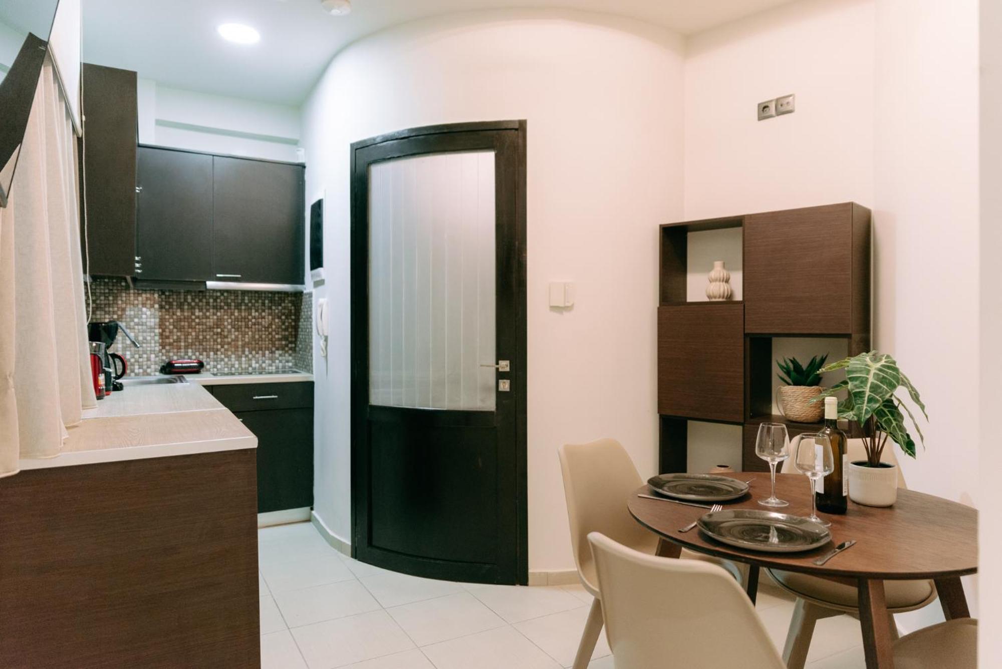 Ismini City Center Apartment Ираклио Екстериор снимка