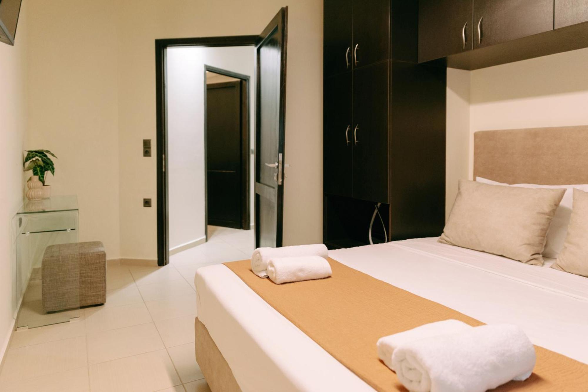 Ismini City Center Apartment Ираклио Екстериор снимка